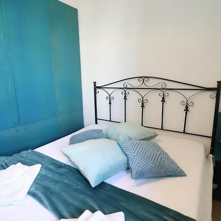 Holiday home Casa Rossella In *