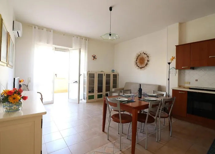 Casa Rossella In 펜션